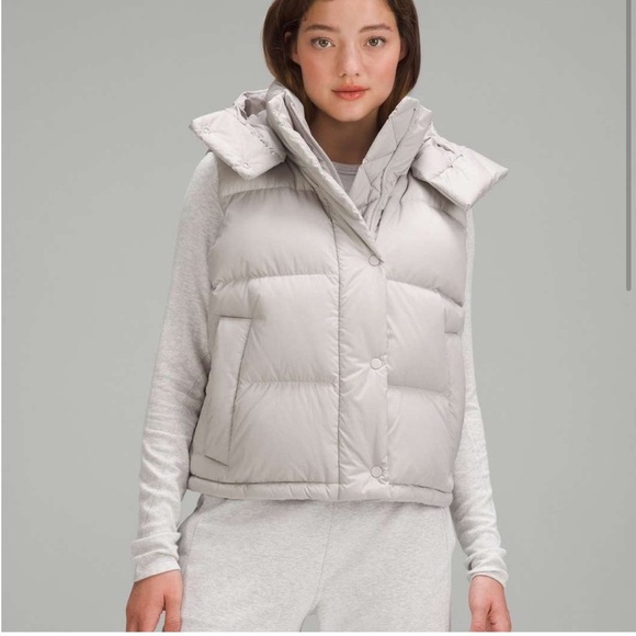 Lululemon Heathered natural ivory Puffer Vest - Picture 1 of 10